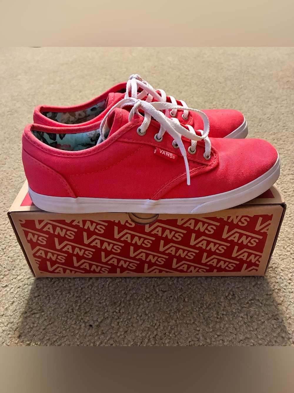 Women’s Atwood Vans Low Top Canvas Sneakers Coral Pink & White Flat Tennis Shoes